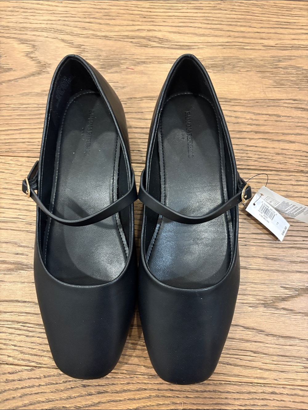 Banana Republic vegan leather Black Mary Jane Square-Toe Flats